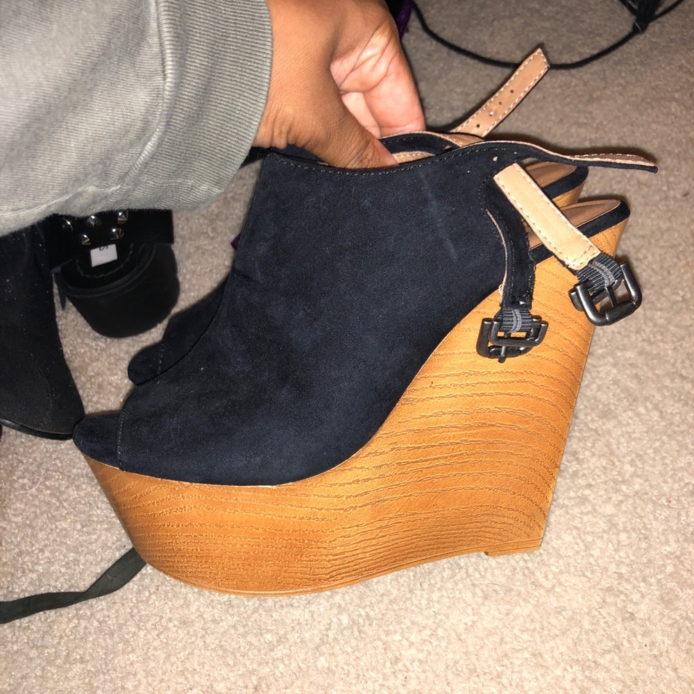 ZigiSoho Black wedge shoes